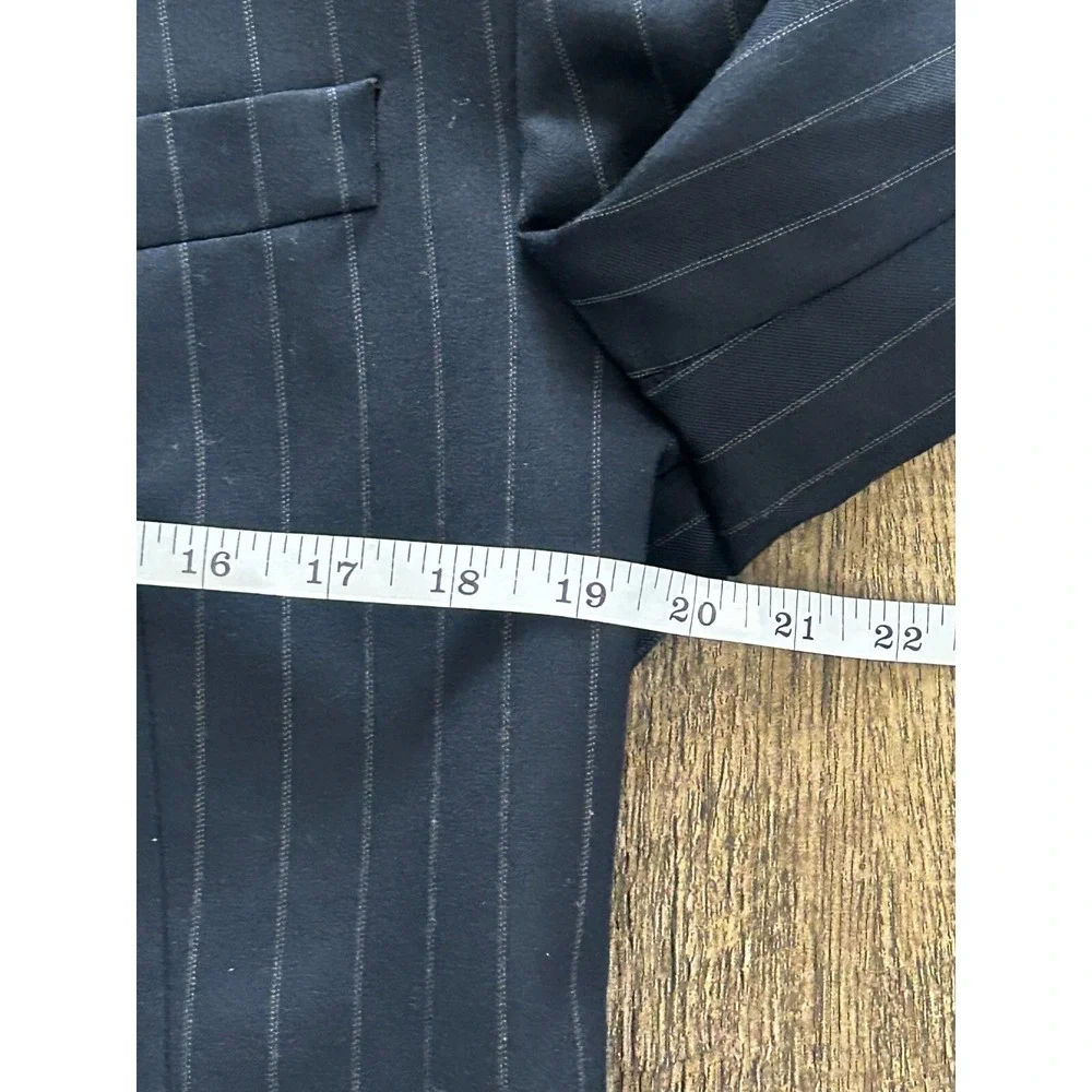 DKNY Mens Pinstripe Wool Blazer 42R Bloomingdales Canada Made Suit Jacket‎